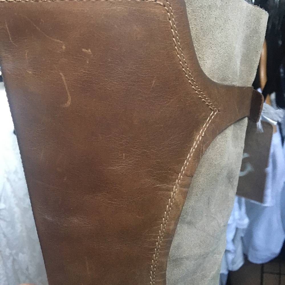 Olukai leather mustang boot 8.5 - Picture 6 of 8